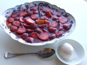 Fresh strawberries, raspberries with an orange & vanilla sauce Served with coconut or vanilla icecream